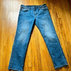 Womens American Eagle Jeans.